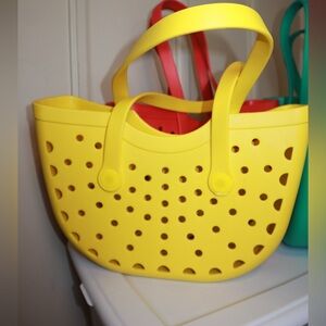 Rubber Beach Bag Waterproof Sand-proof Outdoor Tote Bag-Time & Tru GREEN/YELLOW